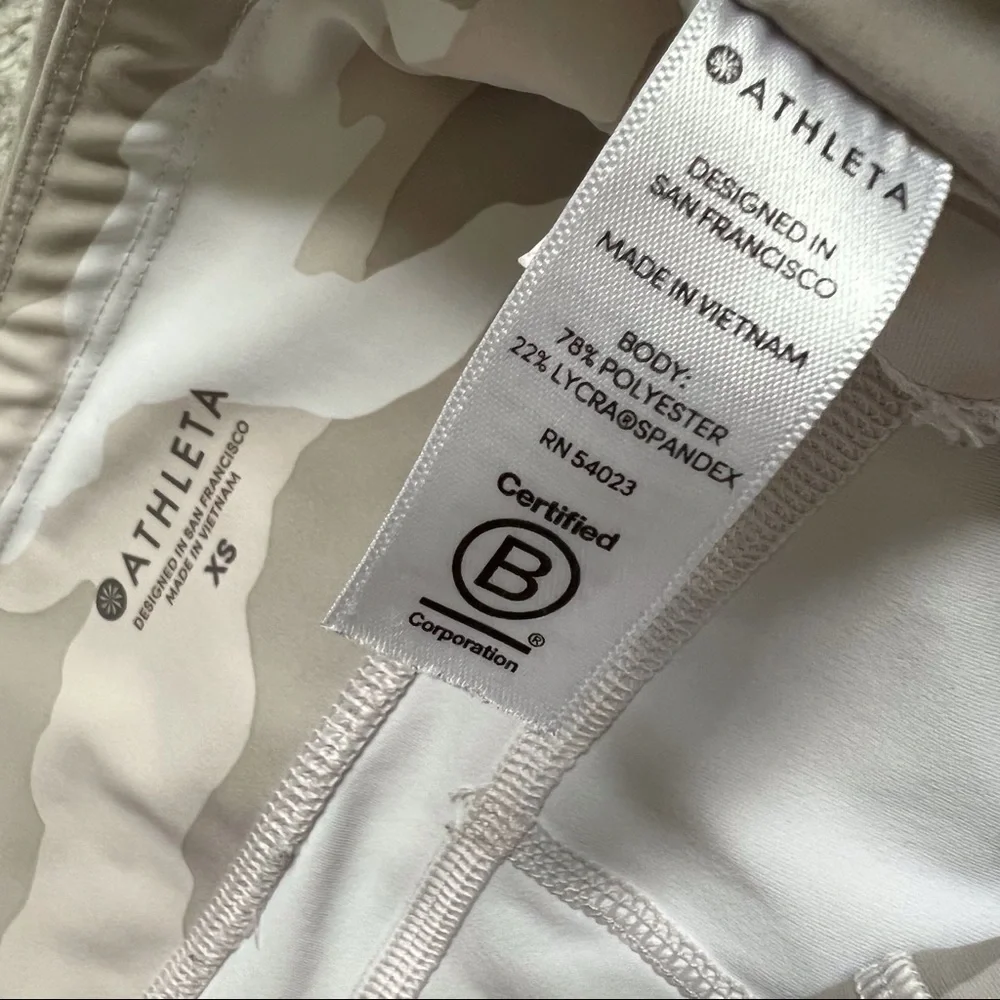 𝅺Athleta Contender Tight 7/8 Athletic Legging White Camo Print Size XS - Picture 6 of 13